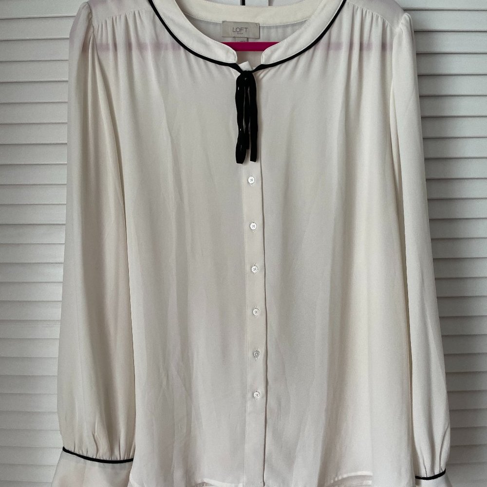 Loft blouse size L